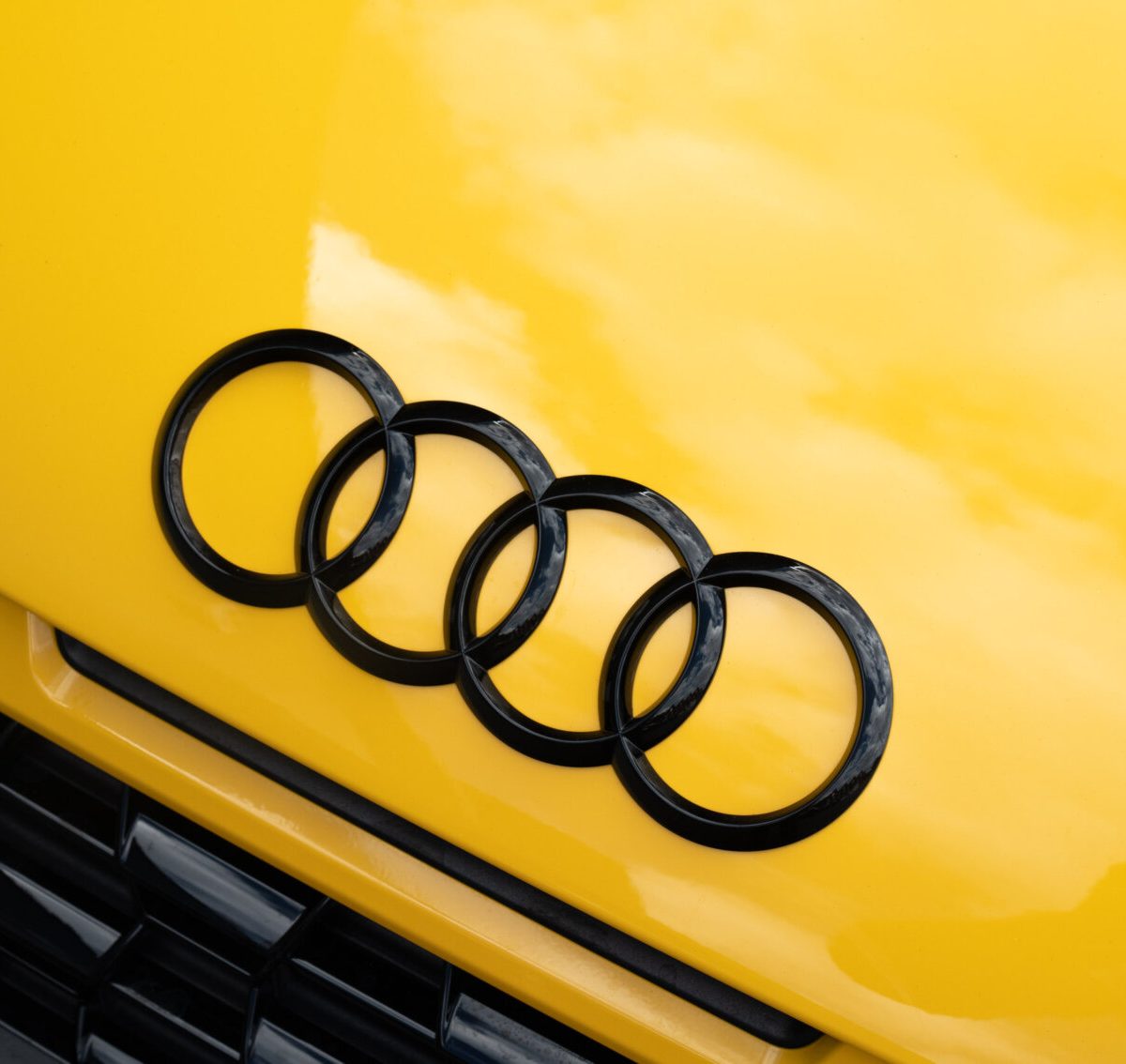 Audi R8 Coupe 2020 geel Carbon Luxurycarselection Te Koop-25