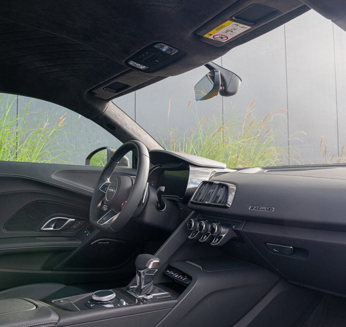 Audi R8 Coupe 2020 geel Carbon Luxurycarselection Te Koop-33