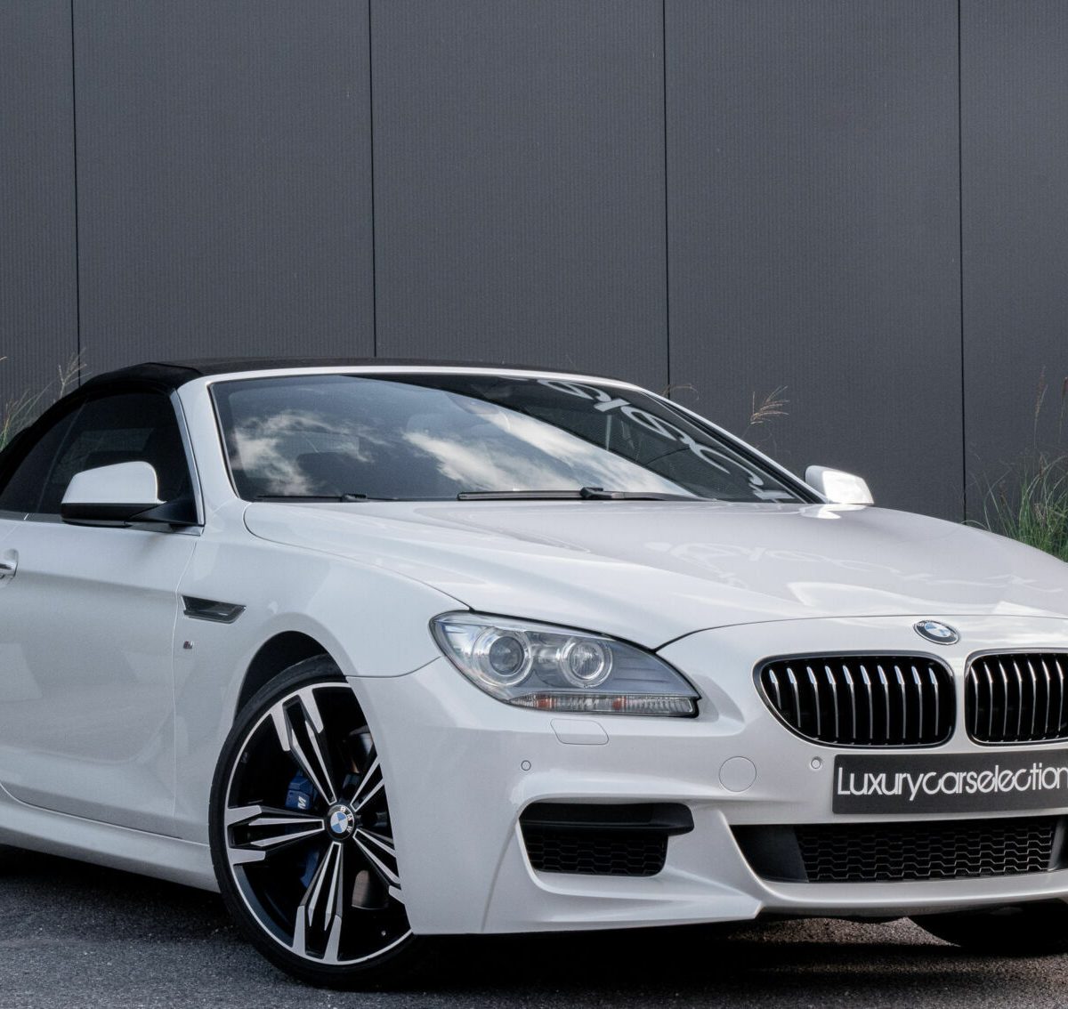 BMW-640-Cabrio-M6-pack-Luxurycarselection-Te-Koop-3